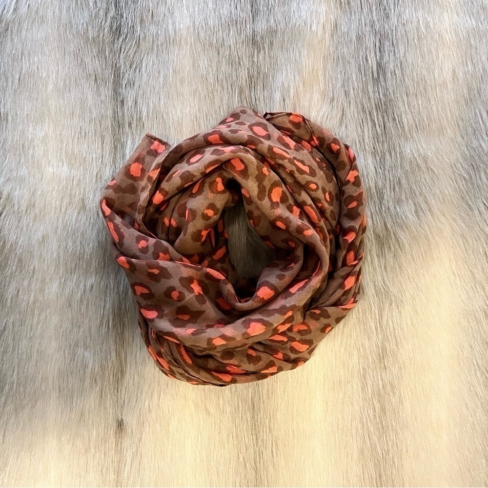 New “g” Leopard Brown Coral 74”x 38” Sheer Scarf Wrap Rolled Sewn Edging